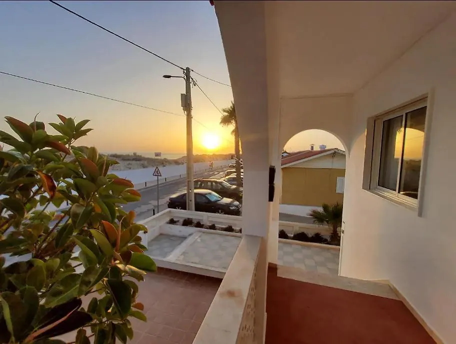 Blife Faya Private Rooms District de District de Faro 0*,